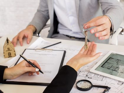 مشروعات تلال العقارية