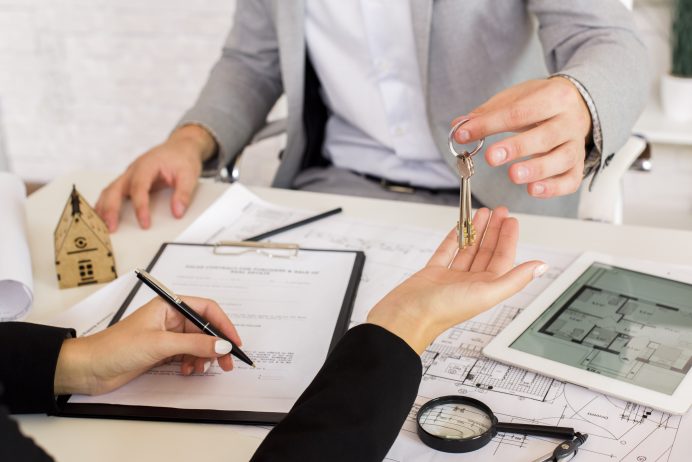 مشروعات تلال العقارية